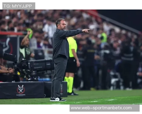 巴萨冬窗不外租18岁中场伯纳尔尽管赫罗纳有意仍将留队